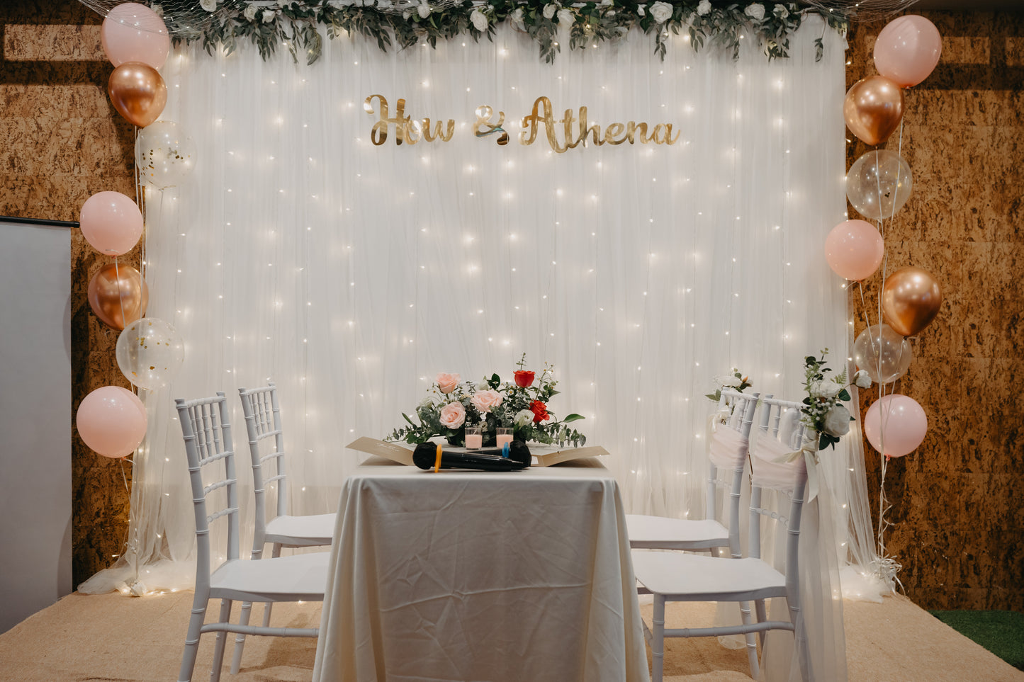 White Floral Solemnisation Table