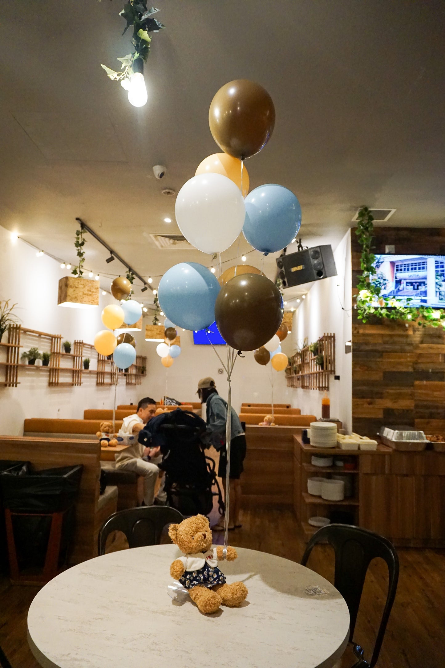 Teddy Bear Helium Balloons
