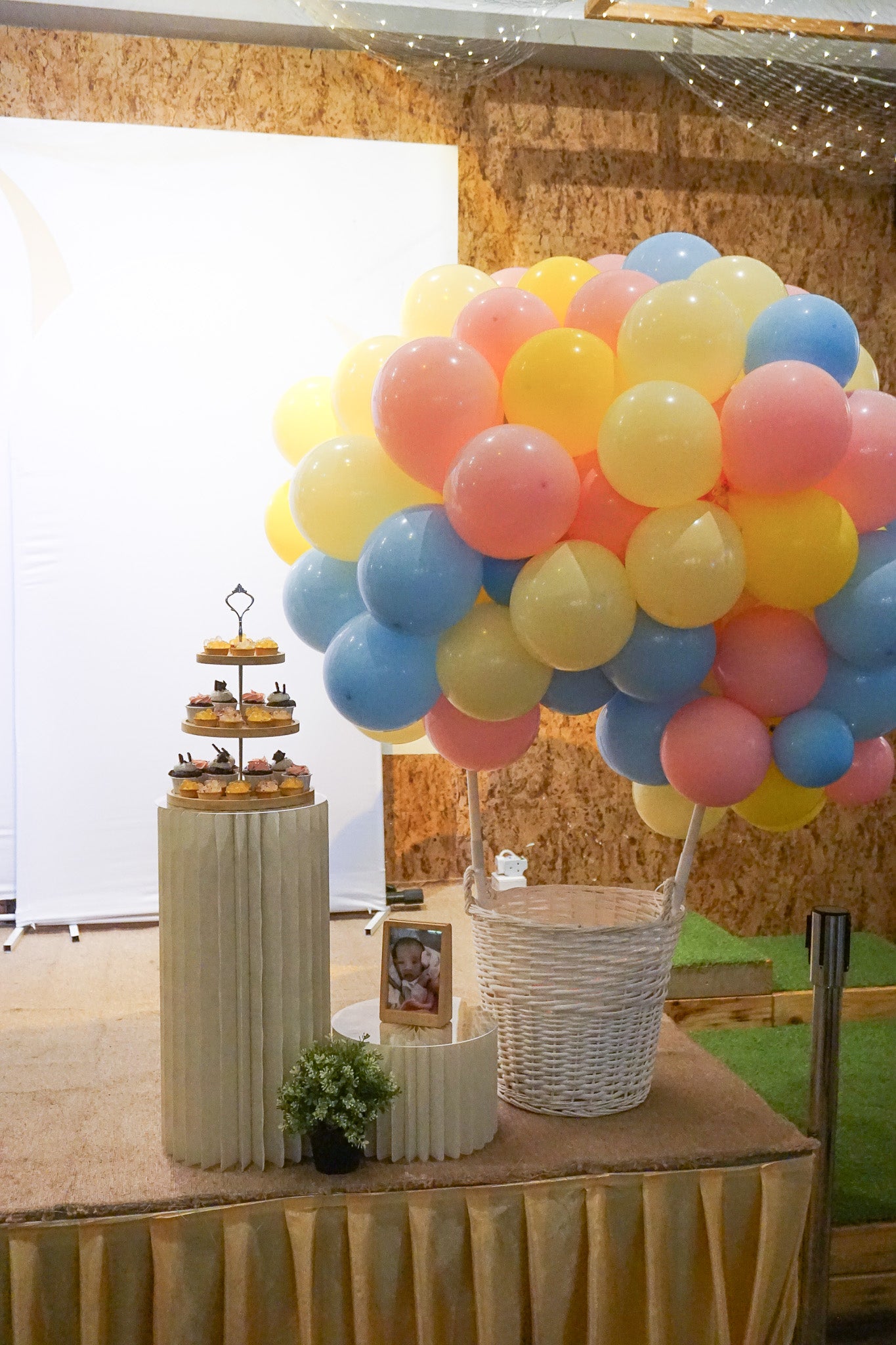Hot Air Balloon Garland