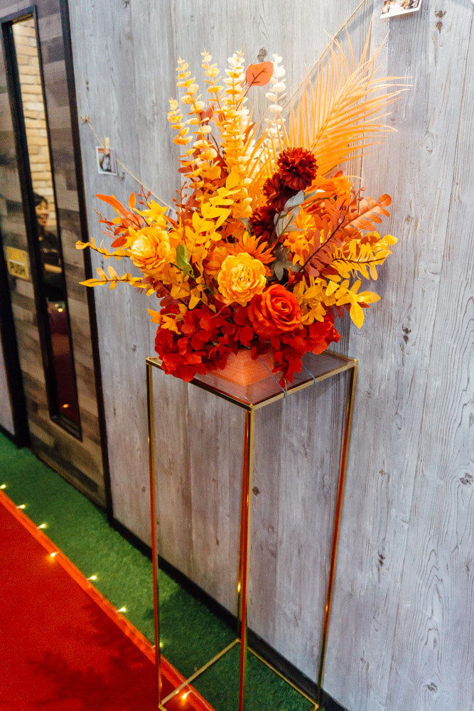 Oriental Red Aisle Decoration