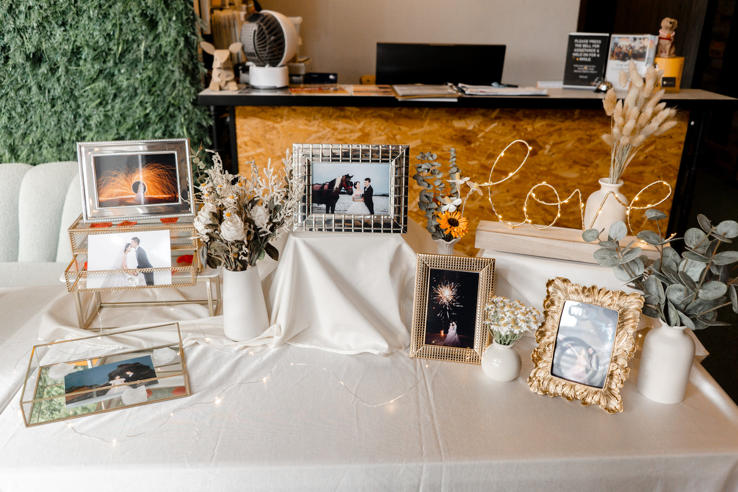 Photo Display Table