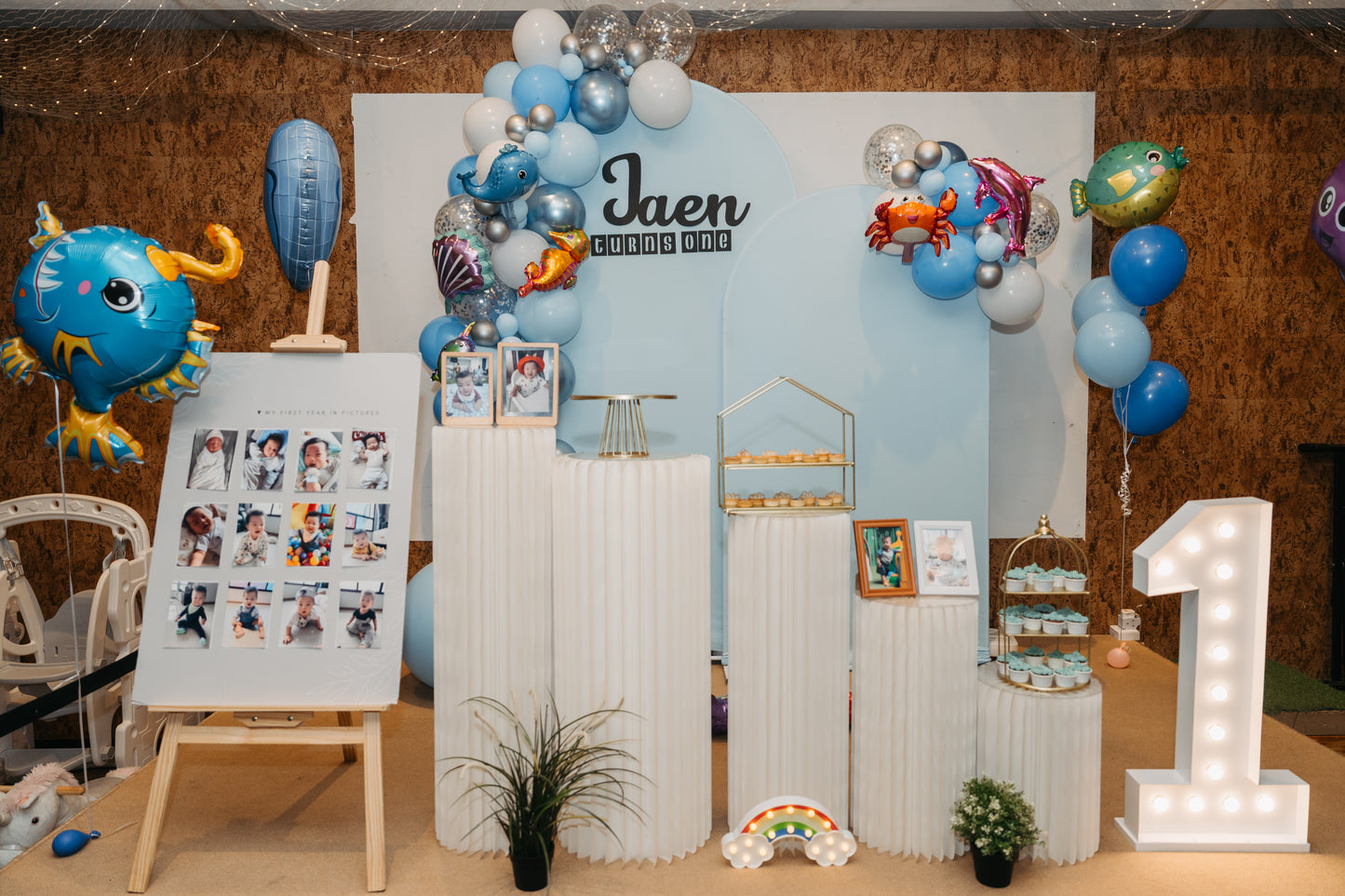 Foam Board Arches with Balloon Garland