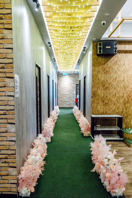 Grand Floral Aisle Decoration