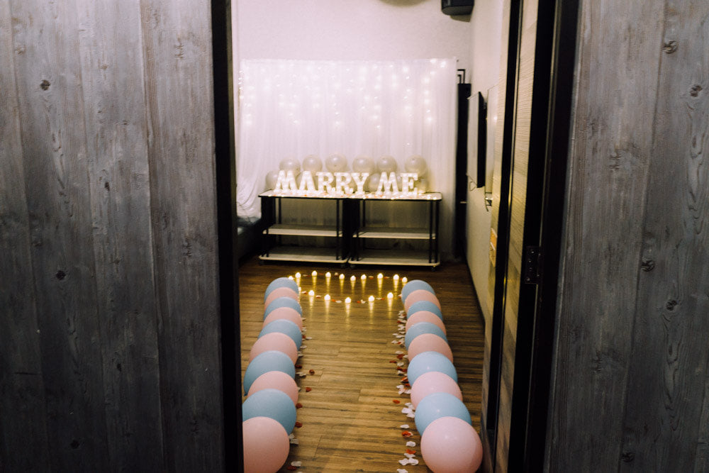 Simple Balloon Aisle Proposal Set