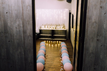 Simple Balloon Aisle Proposal Set